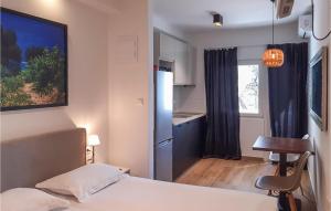 Beautiful Apartment In Dingac With House Sea View