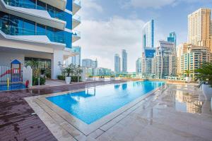 Luxury 43rd Floor 2 Bedroom Apartment in Dubai Marina