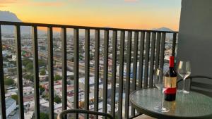 Estilo Minimalista frente Arena y Parque Fundidora