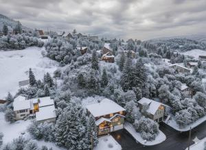 Luxury Park City Mountain Home Sleeps 14 with Hot Tub and Mountain Views