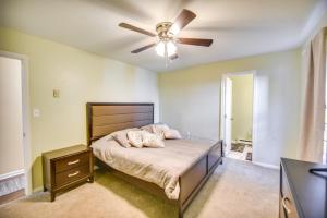 Explore and Relax! Norfolk Duplex Less Than 1 Mi to Beach