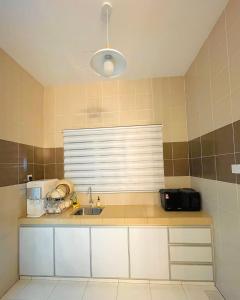 Arista Guest House