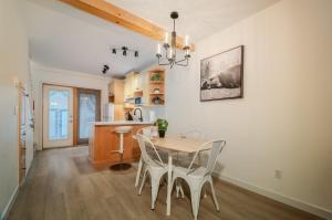 5 Mins to Banff - Cozy Townhome 2BR&2BATH - Banff Pass Included