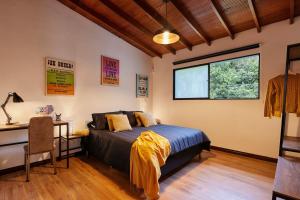 El Poblado Medellin Luxury 5BR Jacuzzi AC