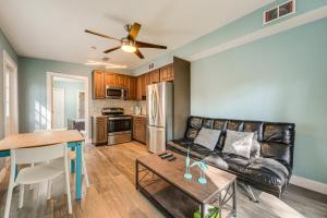 Couples Retreat 5 Mi to Tampa Riverwalk!