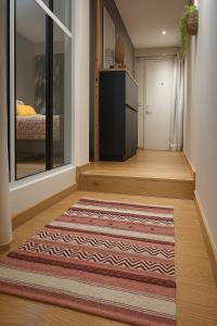 T2 de Charme Entièrement Rénové - Centre Ville