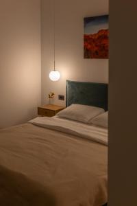 Urban Grove Apartment with Balcony and Free Parking