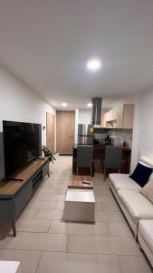 ONE, Luxury Carolina Suite