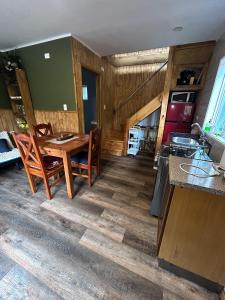 CABAÑAS Casa de Pajaritos, tu refugio en Curiñanco