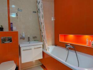 Сонячна набережна 6 Вавилон