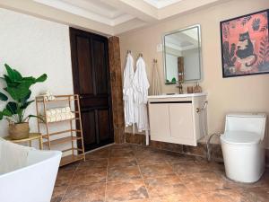 Greenackle one floor Townhouse with Gardens