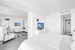 New Listing Sale! Premier Upgraded FLL 2BR Penthouse W Resort Unbeatable Views