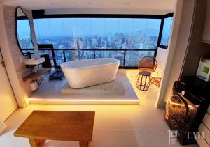 Loft Good Vibes - Banheira Vista Mar
