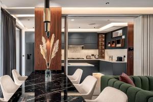 Luxury 3 bedroom with private pool and spa