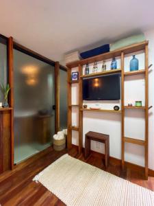 Suíte de hóspedes imersa na natureza