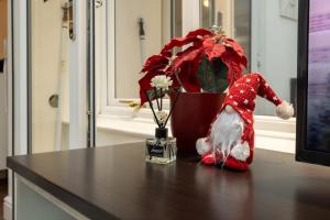 Modern 4 Bed Docklands House- ExCel 20min- London City Airport 10min- Free parking- Speed WiFi