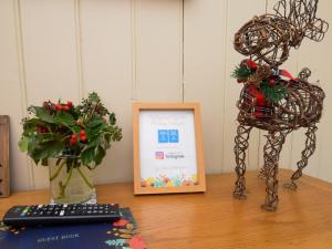 4 Bed in Llanfairtalhaiarn 88973