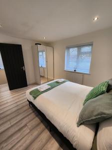 Beautiful, 2 Bedroom House in Tonbridge