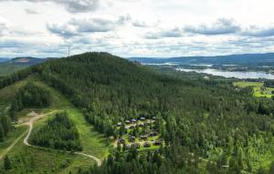 Beautiful Home In Ekshärad With Wifi