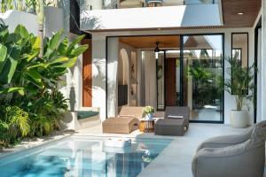 Brand-New Luxury Villa Jacuzzi, Pool & Cinema in Seseh