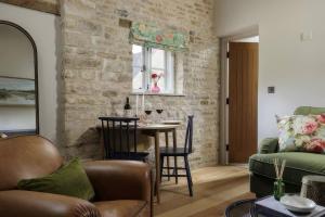 Cosy Cotswold Cottage in Bibury with parking