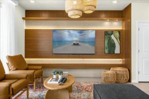 5 Bedroom 45 Bathroom Windsor Island 3822La