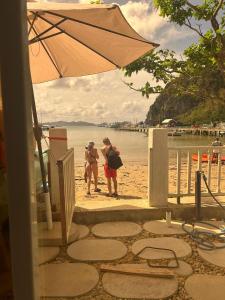 El Nido, Corong Corong Pier