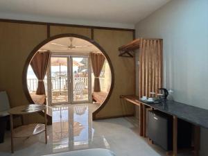 El Nido, Corong Corong Pier