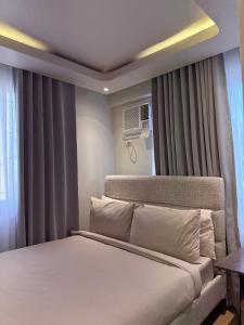 1413 Home Suites Arezzo Place Davao