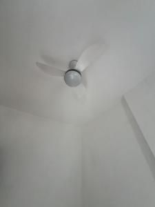 Apartamento inteiro, Flamengo, a passos do metrô