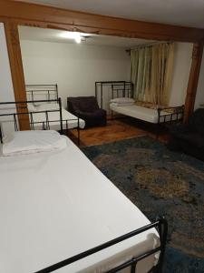 Cazare Ploiești 20 Locuri, Parcare, Grătar, Bucătărie proprie