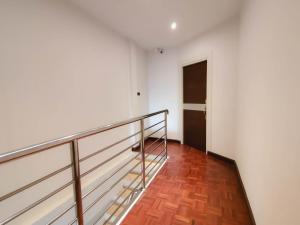 Central of Chaweng Beach Rd 8mins walk to beach