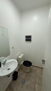 4 Suítes, 3 com Ar, Piscina com LED, Condominio Pé na Areia