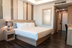 lee hotel lat phrao