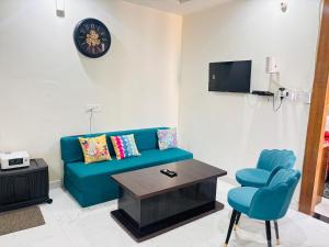 Ganga River cozy stay by The Nirvanaa blues