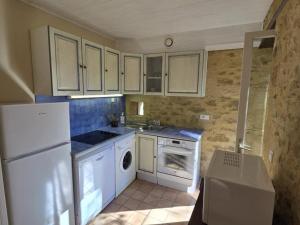 Maison de campagne avec cheminée et BBQ à Carlux - FR-1-616-420