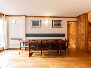 Appartement ski aux pieds avec parking couvert à Val dIsère - FR-1-862-2