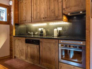 Appartement skis aux pieds avec parking couvert, 4 pers. - FR-1-862-66