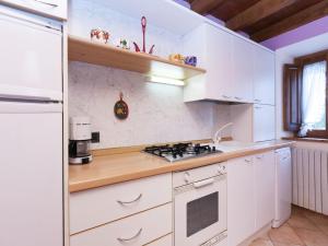 Mountain view holiday home in Cutigliano