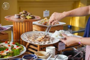 Brics Boutique Dalat