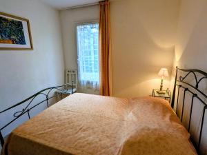 T3 Confortable avec Terrasse et Jardin - FR-1-768-130