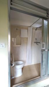 Tranquil Haven with shared kitchen access at greentara heritage home