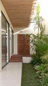 Casa Amani 3BR Mediterranean w Pool Near Seminyak