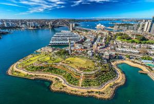 Luxe Sydney Harbour Apt At Barangaroo - Walk To The Opera House