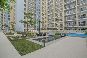 Elegant and Spacious 3BR Home near Okada, Solaire