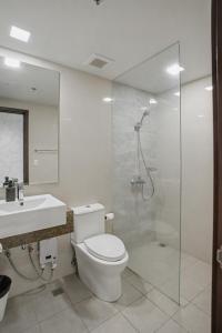 Elegant and Spacious 3BR Home near Okada, Solaire