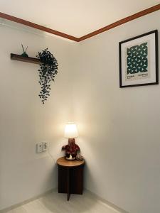 Prime Location Singil Station 1 Minute 3 Bedroom Home with Movie Screen