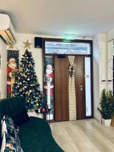 City Plaza Apartments & Rooms