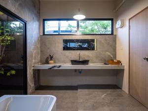 Charming Guest Room in Pai with City and Garden Views