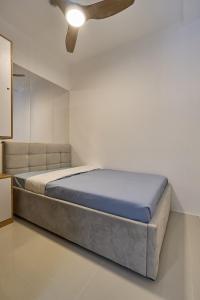 Coast Pasay Prime Residences with Netflix and Wifi